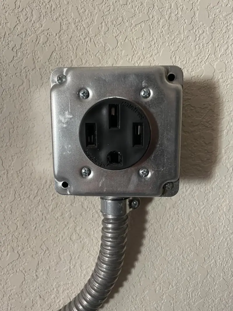 NEMA 14-50 outlet installed for Smart Home Electrical in Kirkland